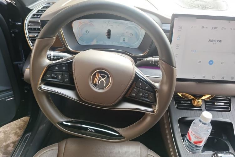 Used BYD Han 2022 DM-i 121KM Luxury Model Steering Wheel