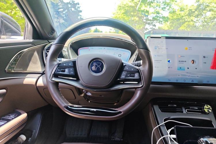 Used BYD Han 2022 EV Genesis Edition 610KM All-Wheel Drive Premium Model Steering Wheel