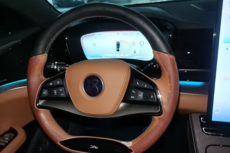 Used BYD Han 2022 DM-i 121KM Luxury Model Steering Wheel