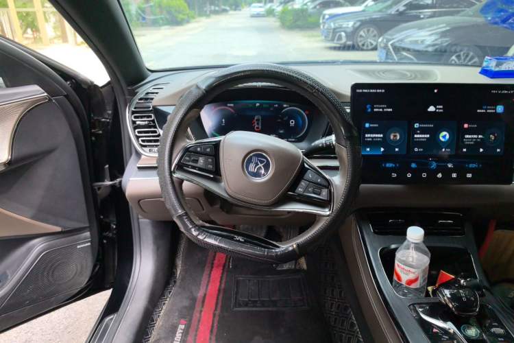 Used BYD Han 2022 DM-i 121KM Luxury Model Steering Wheel