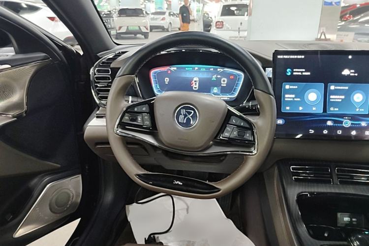 Used BYD Han 2022 EV Genesis Edition 715KM Front-Wheel-Drive Prestige Model Steering Wheel