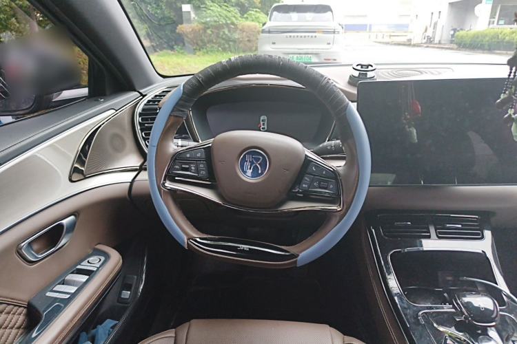 Used BYD Han 2022 DM-i 121KM Prestige Model Steering Wheel