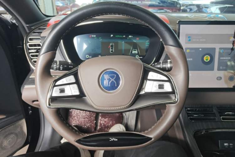 Used BYD Han 2022 DM-i 121KM Prestige Model Steering Wheel