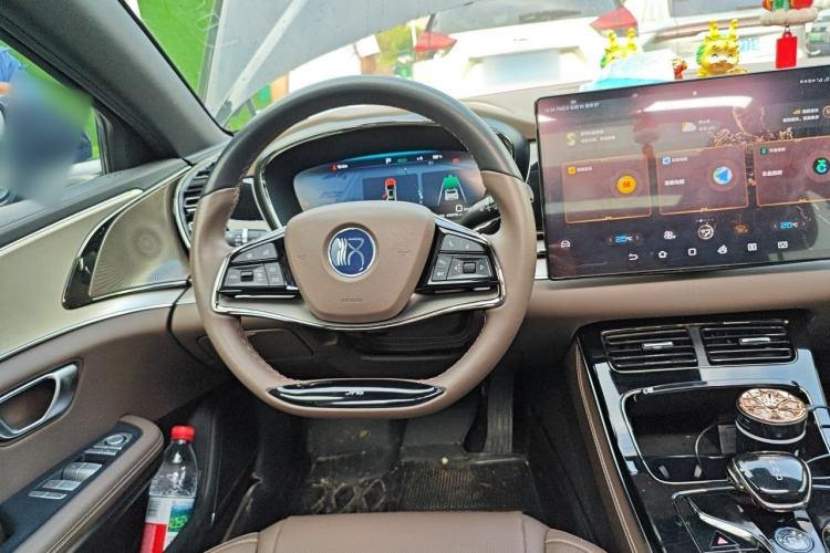 Used BYD Han 2022 DM-i 121KM Luxury Model Steering Wheel