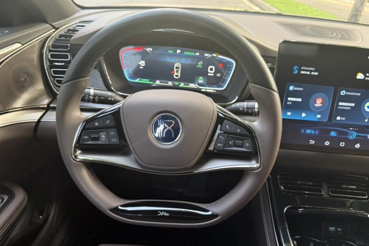 Used BYD Han 2022 DM-i 121KM Prestige Model Steering Wheel