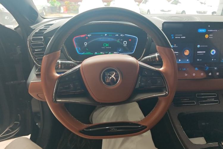 Used BYD Han 2022 DM-i 242km Flagship Model Steering Wheel