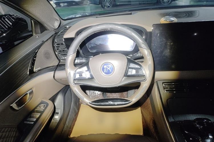 Used BYD Han 2022 EV Genesis Edition 610KM All-Wheel Drive Premium Model Steering Wheel