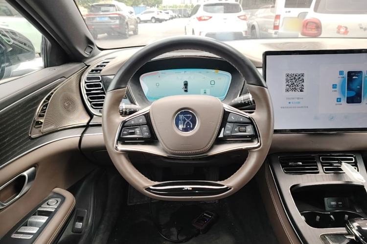 Used BYD Han 2022 EV Genesis Edition 610KM All-Wheel Drive Premium Model Steering Wheel
