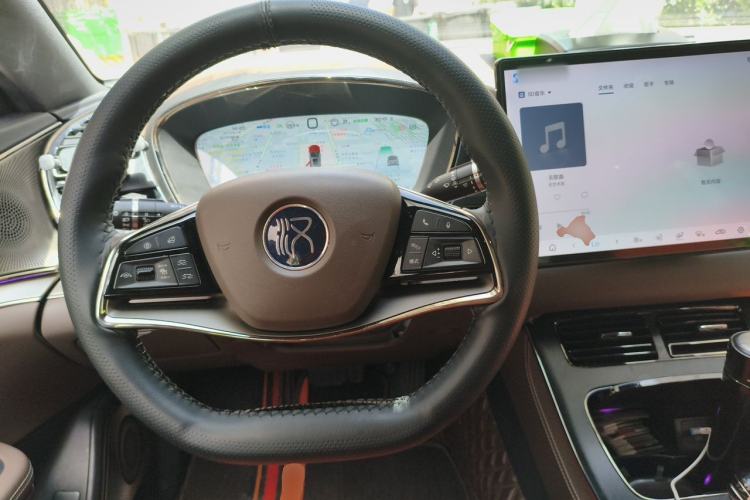 Used BYD Han 2022 EV Genesis Edition 715KM Front-Wheel-Drive Prestige Model Steering Wheel