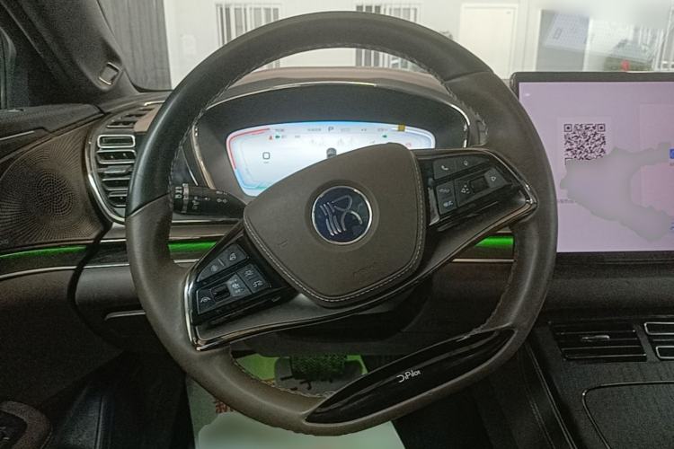 Used BYD Han 2022 EV Genesis Edition 610KM All-Wheel Drive Premium Model Steering Wheel
