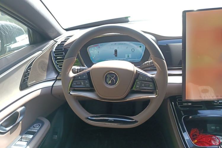 Used BYD Han 2022 DM-i 121KM Prestige Model Steering Wheel