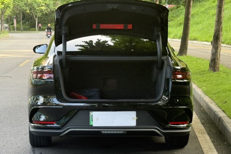 Used BYD Han 2022 DM-i 121KM Prestige Model Trunk