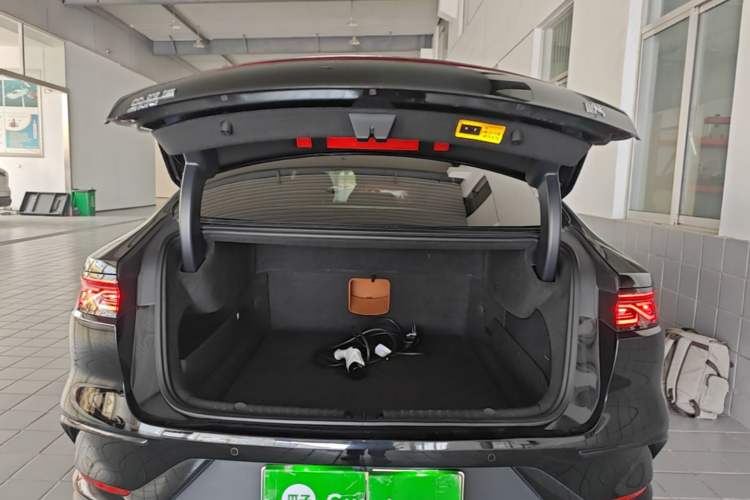 Used BYD Han 2022 DM-i 121KM Prestige Model Trunk