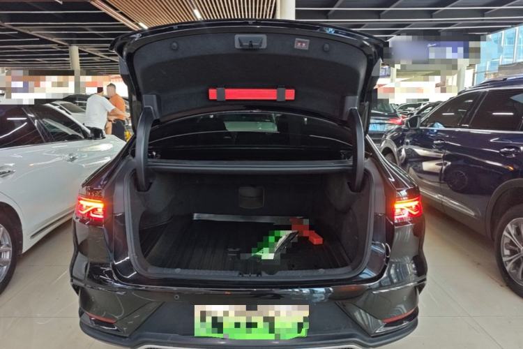 Used BYD Han 2022 DM-i 121KM Prestige Model Trunk