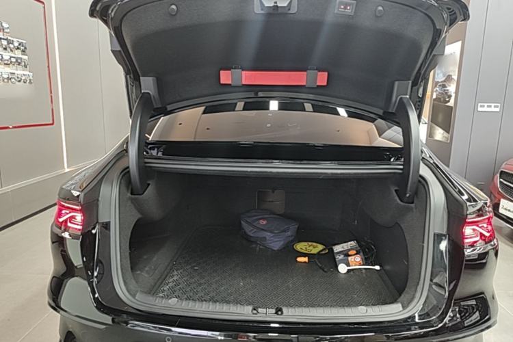 Used BYD Han 2022 DM-i 121KM Luxury Model Trunk