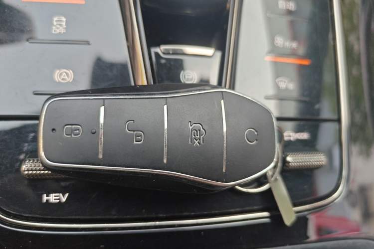 Used BYD Han 2022 DM-i 121KM Prestige Model Vehicle Key