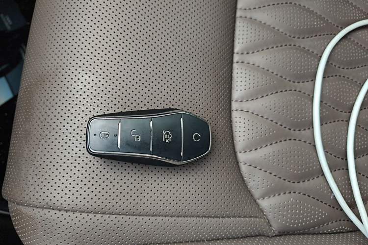 Used BYD Han 2022 DM-i 121KM Prestige Model Vehicle Key