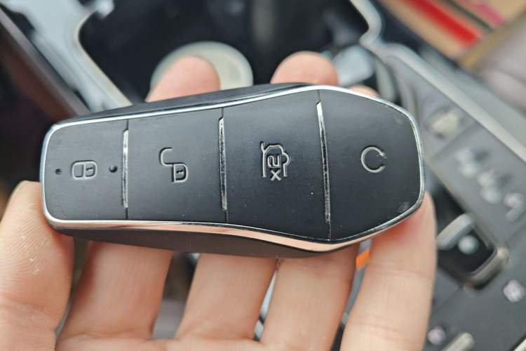 Used BYD Han 2022 DM-i 121KM Prestige Model Vehicle Key