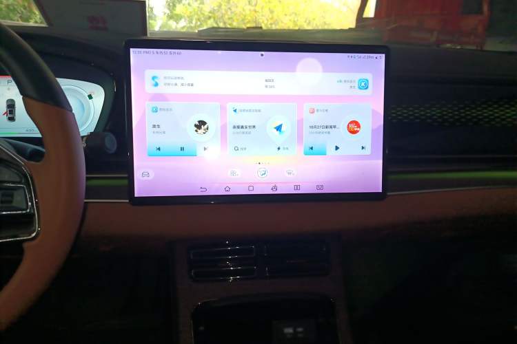 Used BYD Han 2022 EV Genesis Edition 715 km Front-Wheel-Drive Flagship Model Audio And AC Panel
