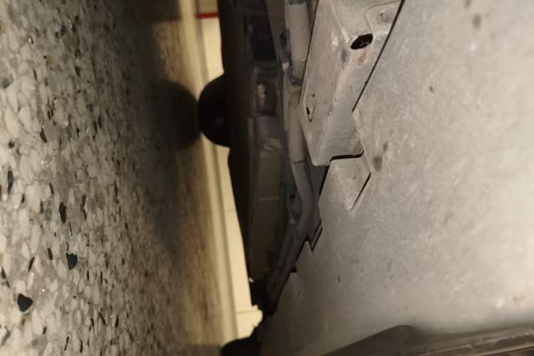 Used BYD Han 2022 DM-i 121KM Luxury Model Chassis Front Left