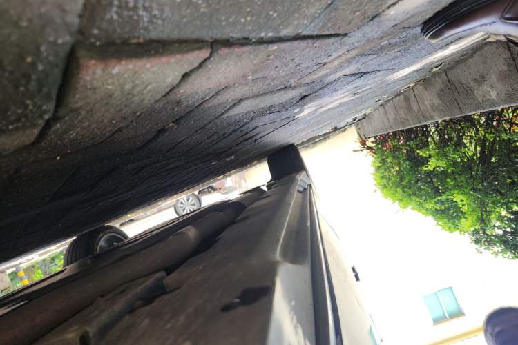 Used BYD Han 2022 DM-i 121KM Prestige Model Chassis Front Right