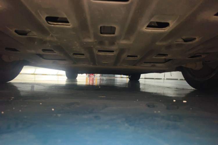 Used BYD Han 2022 EV Genesis Edition 715KM Front-Wheel-Drive Prestige Model Chassis Rear