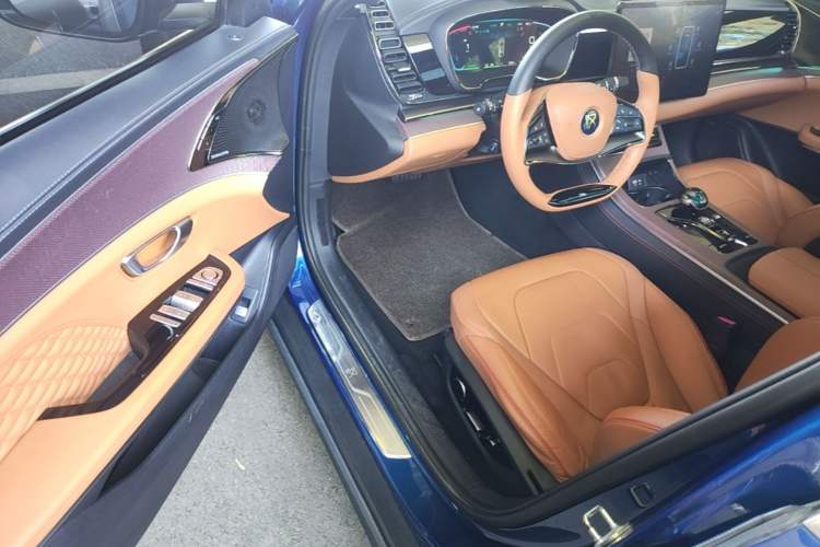 Used BYD Han 2022 EV Genesis Edition 610KM All-Wheel Drive Premium Model Driver Seat