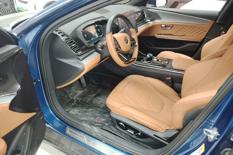 Used BYD Han 2022 EV Genesis Edition 715KM Front-Wheel-Drive Prestige Model Driver Seat