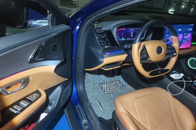 Used BYD Han 2022 EV Genesis Edition 715KM Front-Wheel-Drive Prestige Model Driver Seat