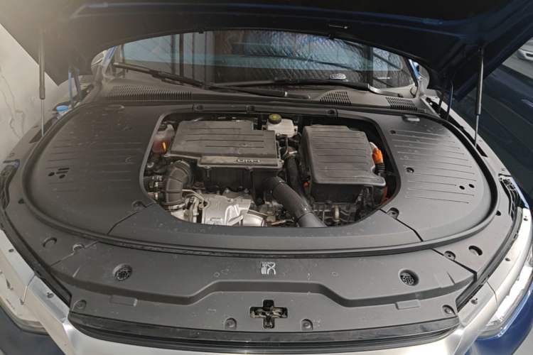 Used BYD Han 2022 DM-i 242km Flagship Model Engine Bay