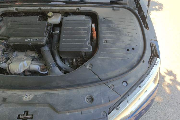 Used BYD Han 2022 DM-p 202km Four-Wheel Drive Flagship Model Engine Bay Left