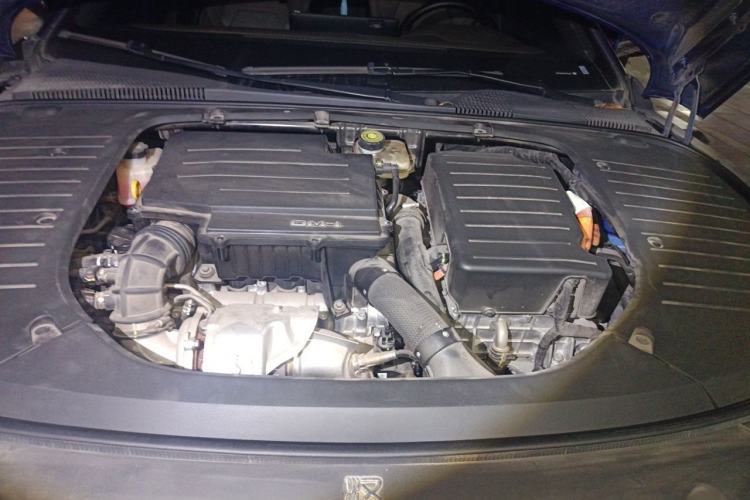 Used BYD Han 2022 DM-i 121KM Luxury Model Engine Bay
