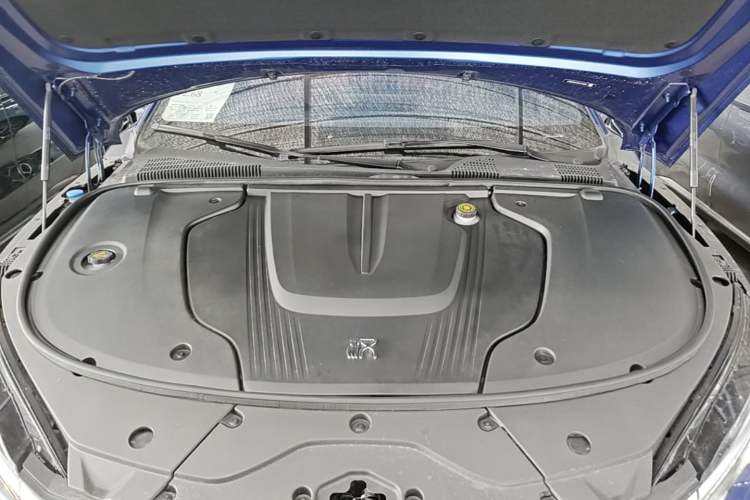 Used BYD Han 2022 EV Genesis Edition 715KM Front-Wheel-Drive Prestige Model Engine Bay