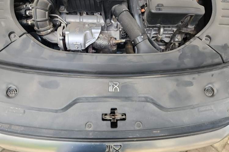Used BYD Han 2022 DM-i 121KM Prestige Model Engine Bay