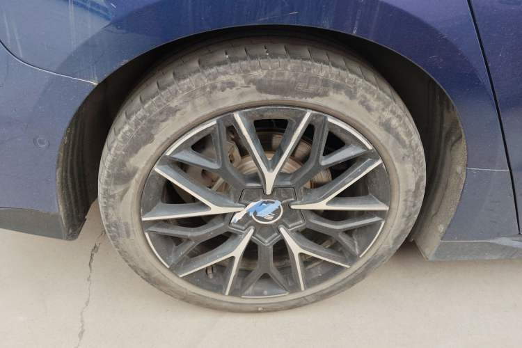 Used BYD Han 2022 DM-p 202km Four-Wheel Drive Flagship Model Exterior 3