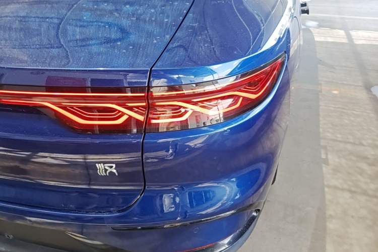 Used BYD Han 2022 EV Genesis Edition 715 km Front-Wheel-Drive Flagship Model Exterior 3
