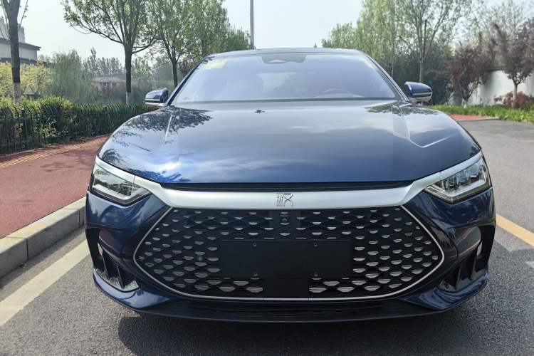 Used BYD Han 2022 DM-p 202km Four-Wheel Drive Flagship Model Exterior 4