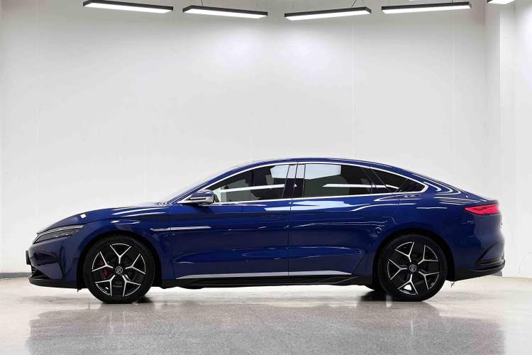 Used BYD Han 2022 EV Genesis Edition 715KM Front-Wheel-Drive Prestige Model Exterior 5
