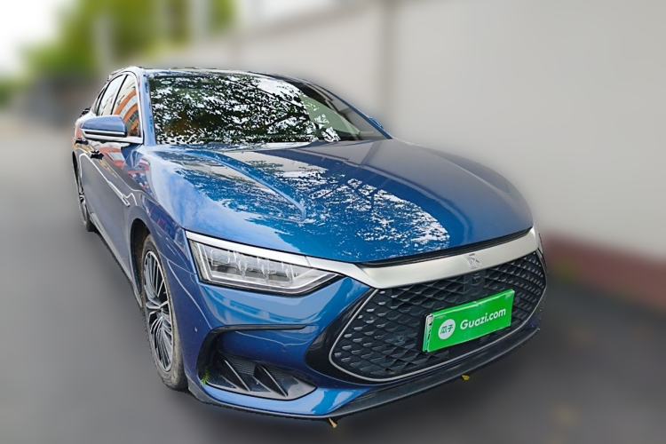 Used BYD Han 2022 DM-i 121KM Luxury Model Front Right 45 Deg