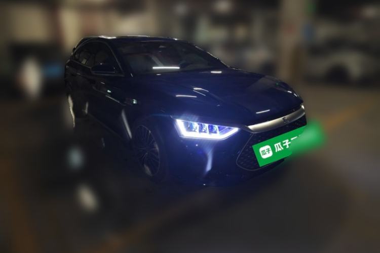 Used BYD Han 2022 DM-i 121KM Luxury Model Front Right 45 Deg
