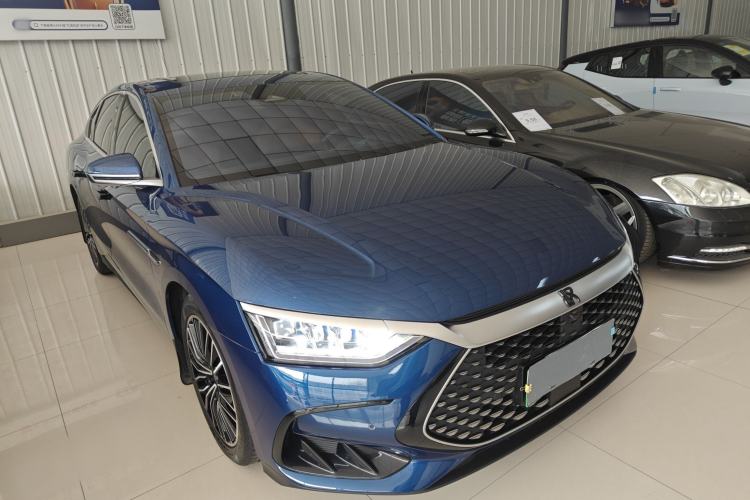 Used BYD Han 2022 DM-i 121KM Luxury Model Front Right 45 Deg
