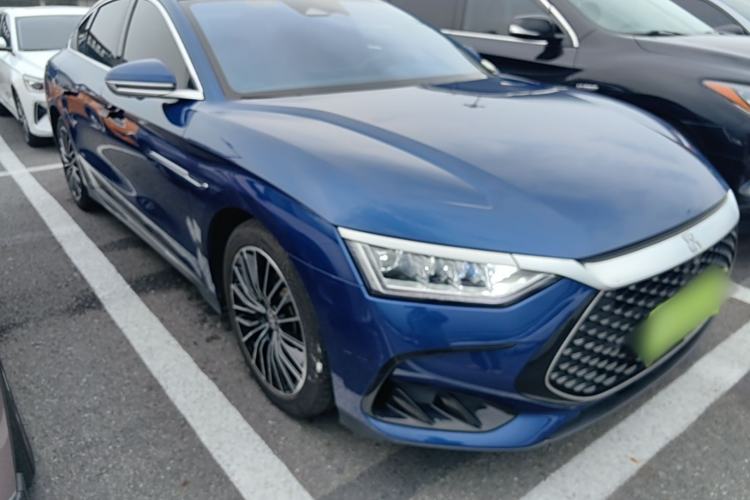 Used BYD Han 2022 DM-i 121KM Luxury Model Front Right 45 Deg