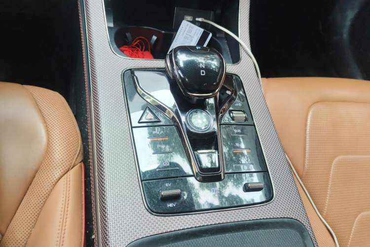 Used BYD Han 2022 DM-i 242km Flagship Model Gear Lever