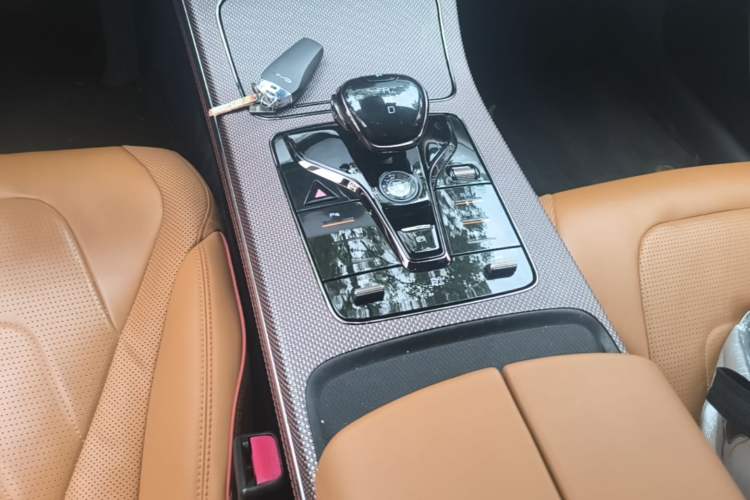 Used BYD Han 2022 EV Genesis Edition 610KM All-Wheel Drive Premium Model Gear Lever