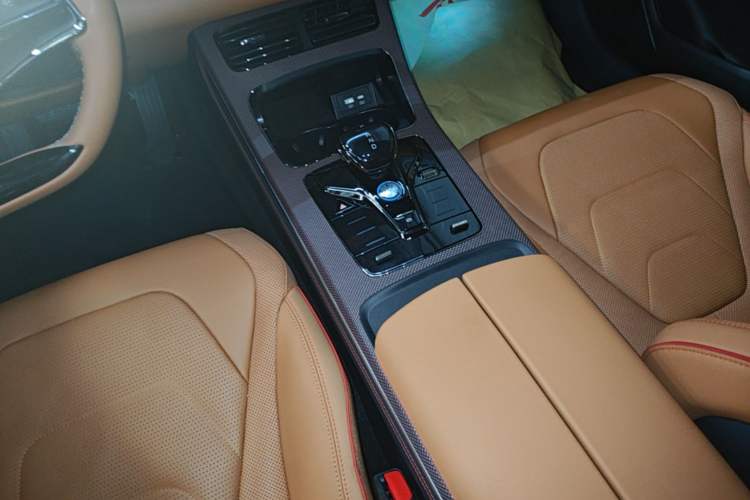 Used BYD Han 2022 DM-i 242km Flagship Model Gear Lever