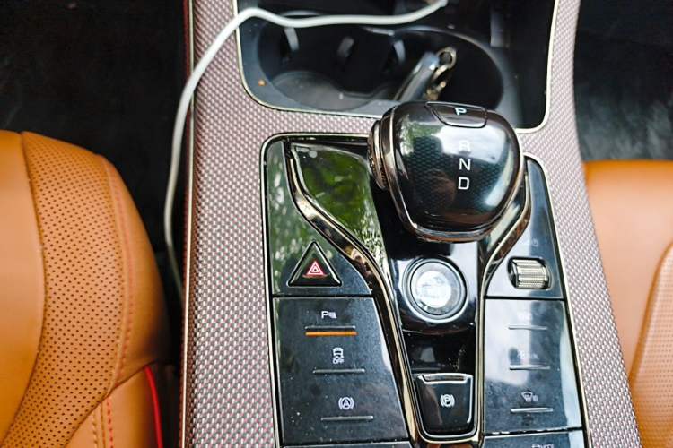 Used BYD Han 2022 DM-i 121KM Luxury Model Gear Lever