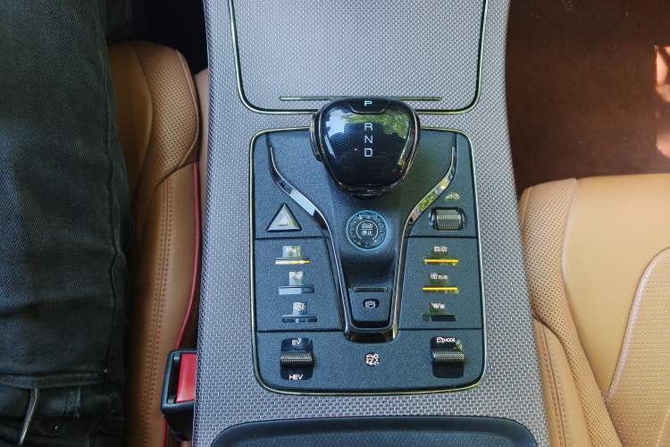 Used BYD Han 2022 DM-p 202km Four-Wheel Drive Flagship Model Gear Lever