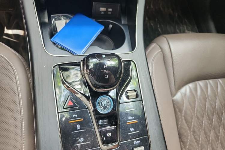 Used BYD Han 2022 DM-i 121KM Prestige Model Gear Lever