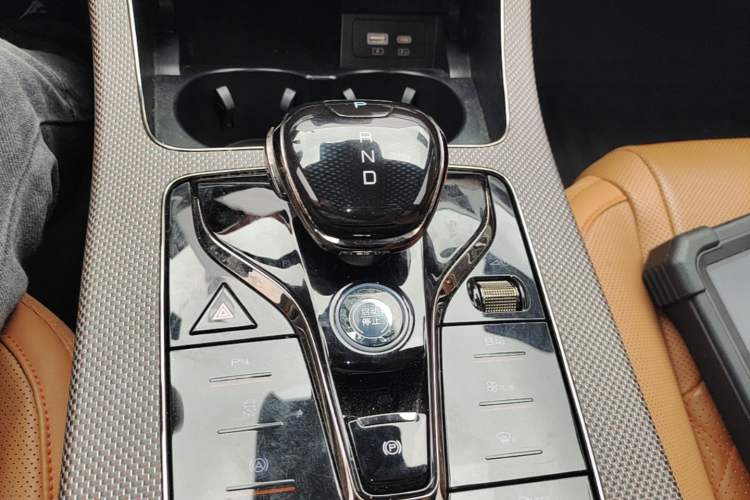 Used BYD Han 2022 DM-i 121KM Prestige Model Gear Lever