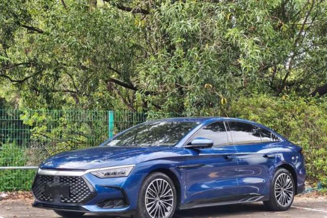 Używany BYD Han 2022 DM-i 121KM Luxury Model
